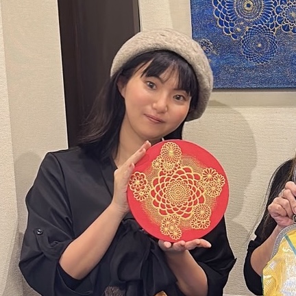 Rieco’s幸せの花文様